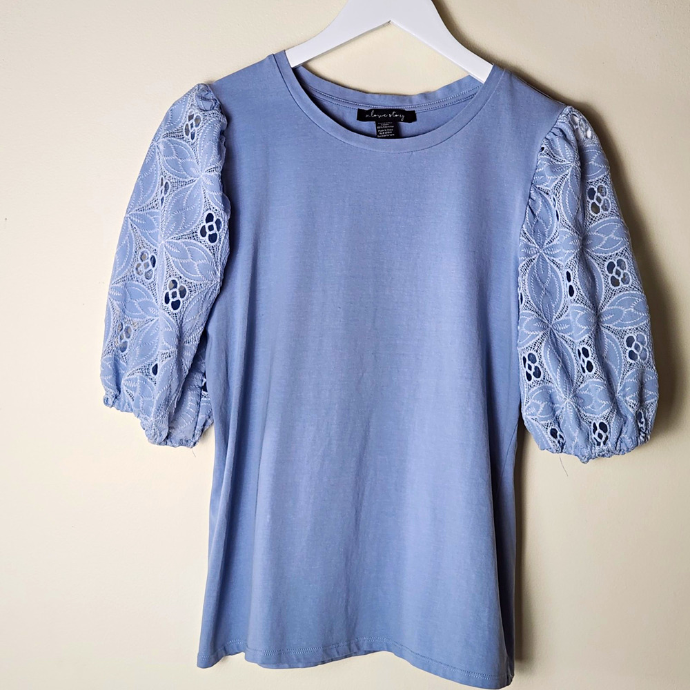 Periwinkle Blue Knit Top Embroidered Eyelet Puff Sleeves Size M